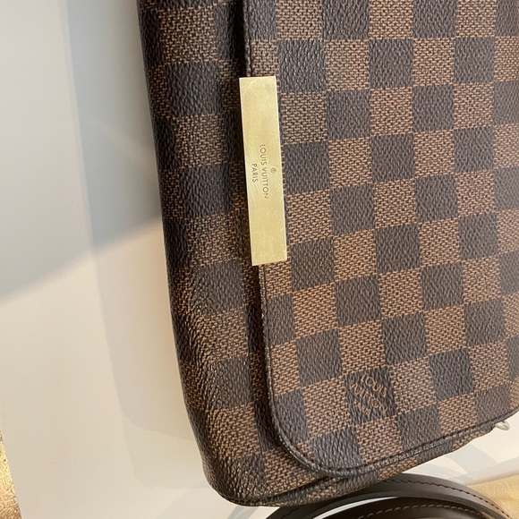 Authentic Louis Vuitton Rare / Discontinued, Shoulder Clutch Damier Ebene MM - Picture 12 of 14